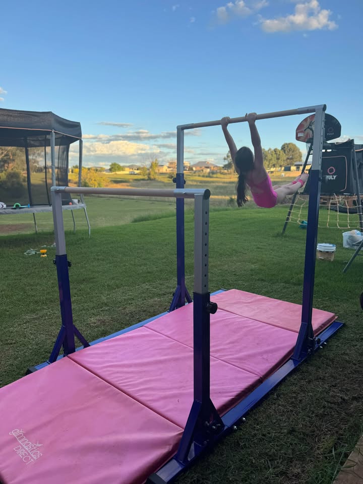 Elite Uneven Bars